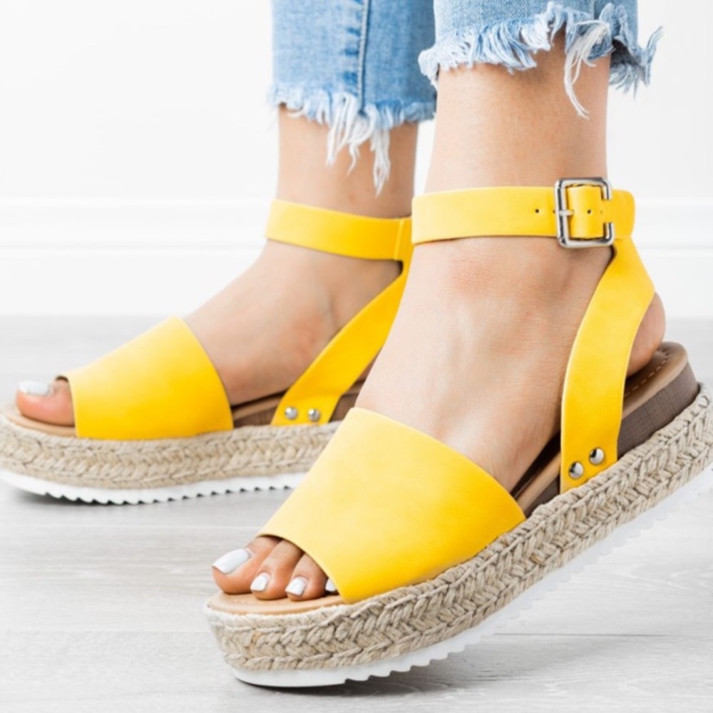 Size 6.5 Soda Yellow Espadrille Platform Sandals - Picture 2 of 9